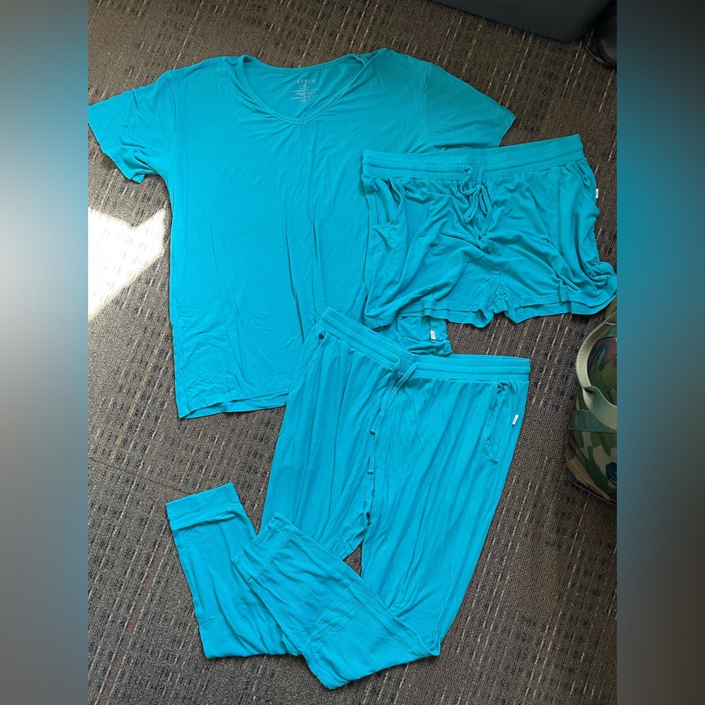 Fletch Bran Women's Teal Sleepwear Set